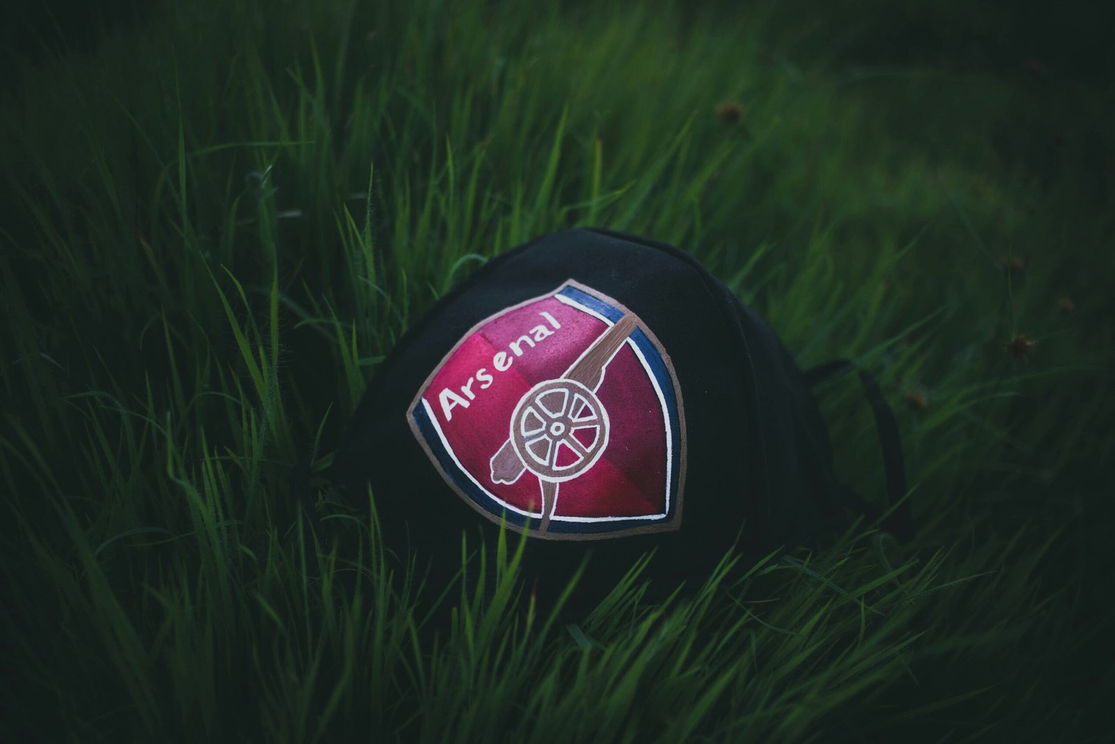 Arsenal's Concern: Gabriel Magalhaes Injured During International Duty