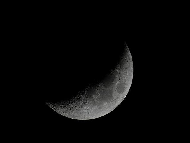 Artemis II lunar photography