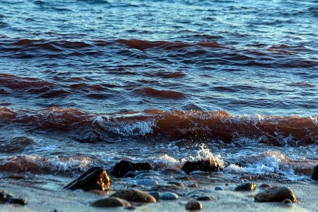 Strait of Hormuz US Iran naval standoff